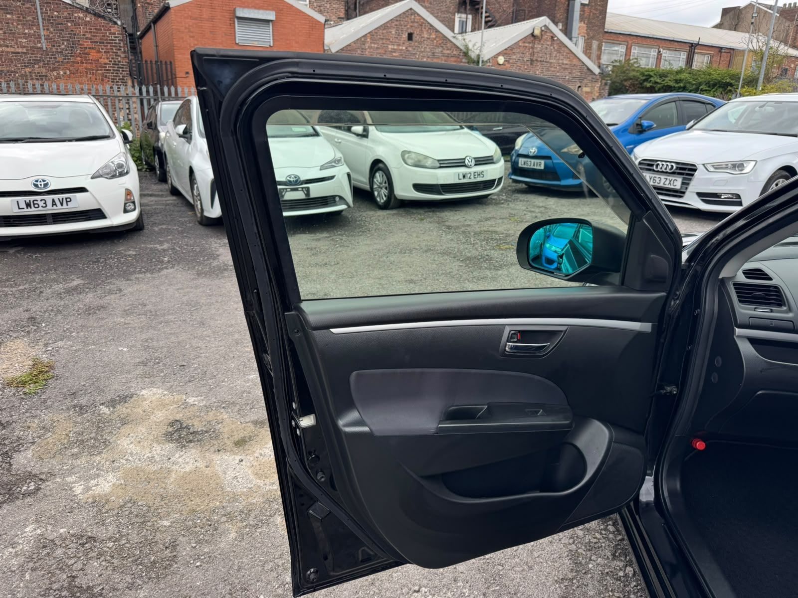 Suzuki Swift XG-DJE